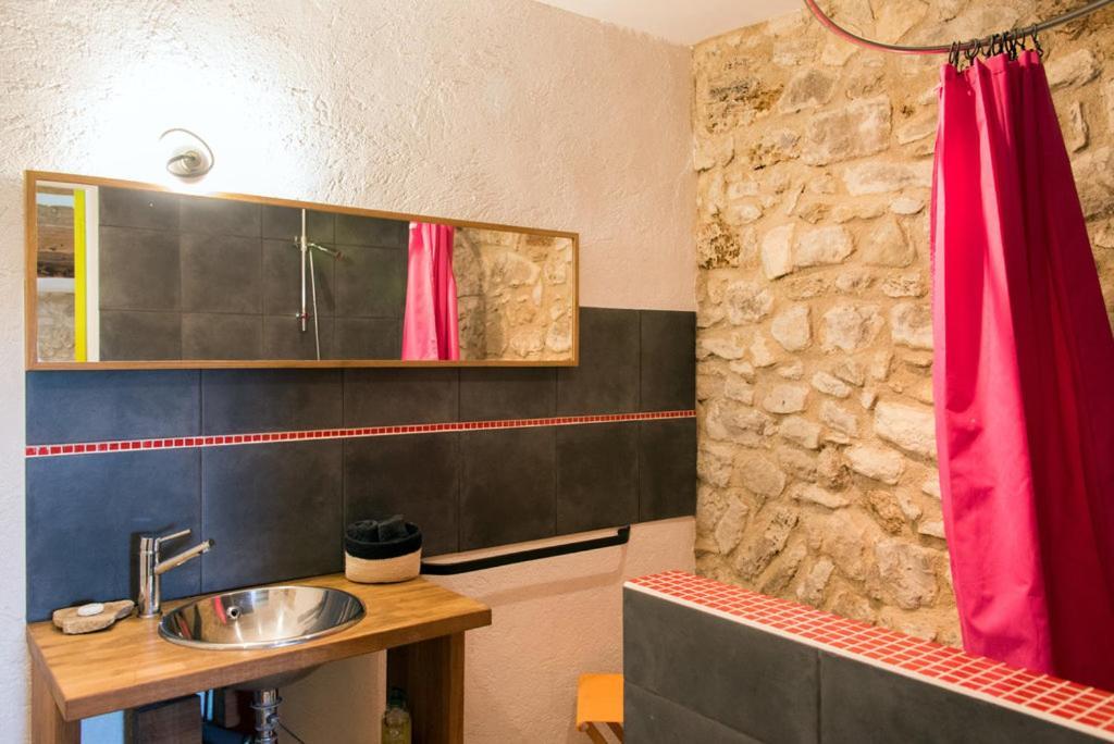La Belugue Bed & Breakfast Beaumont-de-Pertuis Eksteriør bilde